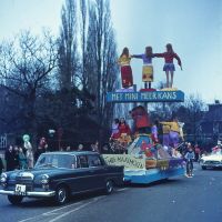 1971-02-20 Optocht Lampegat 23 1971-02-20 Optocht Lampegat 23
